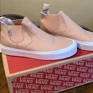 VANS leather mid-dx slip on, NWOT, mahogany rose